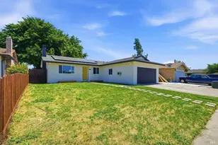 825 Spoonbill Ln, Suisun City, CA 94585 - Photo 3