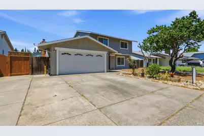 438 Royal Oaks Drive, Vacaville, CA 95687 - Photo 3