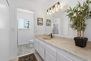 438 Royal Oaks Dr, Vacaville, CA 95687 - Photo 27