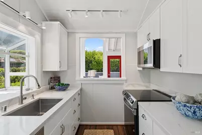 10 Calle Del Pinos, Stinson Beach, CA 94970 - Photo 15