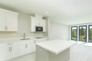 15 Erin Dr, San Rafael, CA 94903 - Photo 9