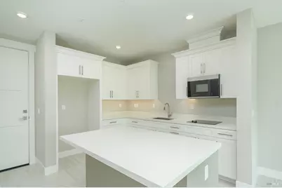 15 Erin Drive, San Rafael, CA 94903 - Photo 11
