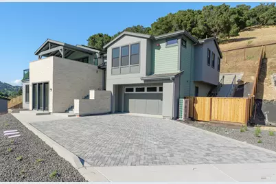 15 Erin Drive, San Rafael, CA 94903 - Photo 5