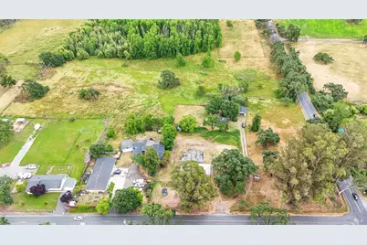 2062 Ludwig Avenue, Santa Rosa, CA 95407 - Photo 1