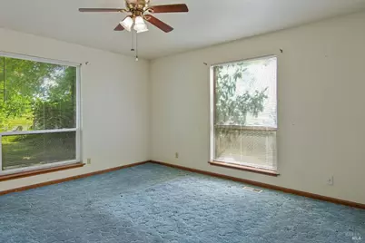 2062 Ludwig Avenue, Santa Rosa, CA 95407 - Photo 9