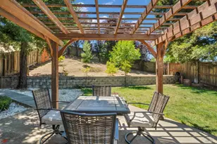 121 Sunnyglen Dr, Vallejo, CA 94591 - Photo 25