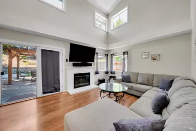 121 Sunnyglen Drive, Vallejo, CA 94591 - Photo 13