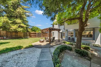 121 Sunnyglen Drive, Vallejo, CA 94591 - Photo 27