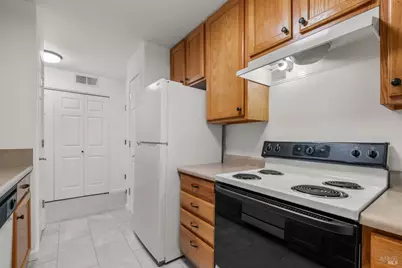 1540 Center Road #381, Novato, CA 94947 - Photo 27