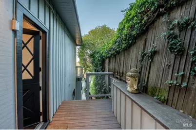10 Fern Avenue, Belvedere, CA 94920 - Photo 57
