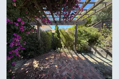 2142 Feliz Drive, Novato, CA 94945 - Photo 17