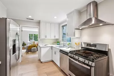 9 Manor Road, Fairfax, CA 94930 - Photo 13