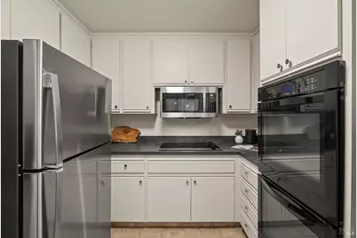 6 Greenwood Cove Drive #C, Tiburon, CA 94920 - Photo 15