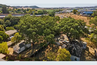 4 Harkle Road, Novato, CA 94945 - Photo 13
