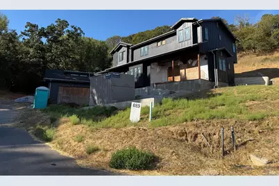 689 Atherton Avenue, Novato, CA 94945 - Photo 1