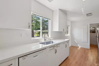 110 Van Tassel Court, San Anselmo, CA 94960 - Photo 25