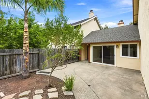 461 Myrtle Ct, Benicia, CA 94510 - Photo 11