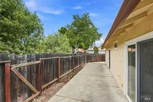 461 Myrtle Ct, Benicia, CA 94510 - Photo 43