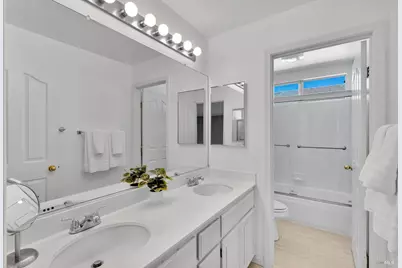 1028 Sandhurst Drive, Vallejo, CA 94591 - Photo 23