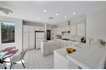 1028 Sandhurst Drive, Vallejo, CA 94591 - Photo 13
