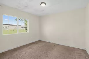 4 Woodrow Ave, Vallejo, CA 94590 - Photo 11