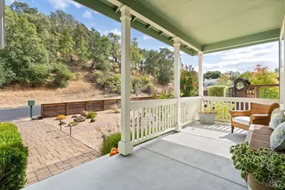 90 Saddle Wood Drive, Novato, CA 94945 - Photo 7