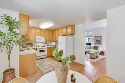 2821 Bay Village Avenue, Santa Rosa, CA 95403 - Photo 11