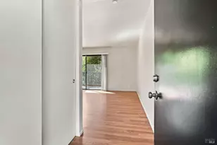 900 Cambridge Dr, Benicia, CA 94510 - Photo 9