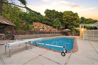 75 Junipero Serra Avenue, San Rafael, CA 94901 - Photo 43