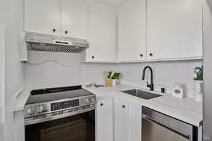 94 Anchorage Rd, Sausalito, CA 94965 - Photo 17