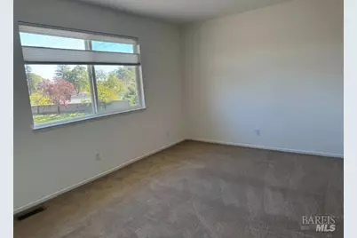 70 Los Padres Circle, Novato, CA 94947 - Photo 9