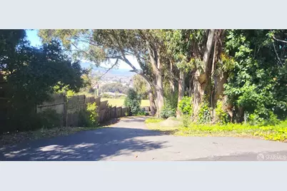 1675 Hillcrest Road, San Pablo, CA 94806 - Photo 7