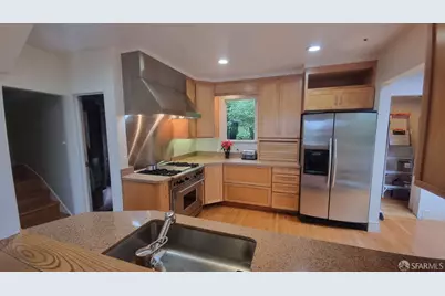 30 Harry Street, San Francisco, CA 94131 - Photo 17