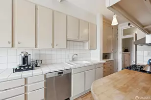 2111 Hyde St, San Francisco, CA 94109 - Photo 27