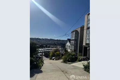 332 Bradford Street, San Francisco, CA 94110 - Photo 5