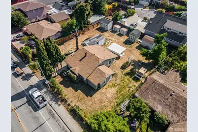 2340 Cooley Avenue, East Palo Alto, CA 94303 - Photo 31