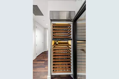 301 Mission Street #40D, San Francisco, CA 94105 - Photo 9