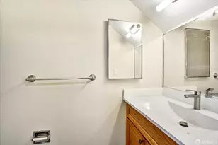 1703 Dalessi Dr, Pinole, CA 94564 - Photo 15