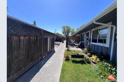 2483-2491 Whitney Drive, Mountain View, CA 94043 - Photo 5