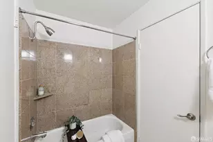 945 Fletcher Ln, Hayward, CA 94544 - Photo 25