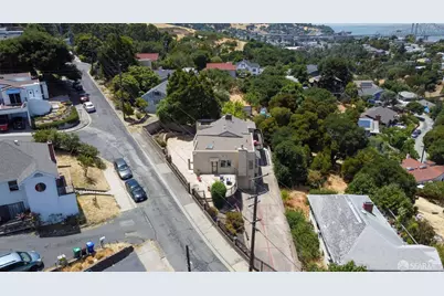 66 Baldwin Avenue, Crockett, CA 94525 - Photo 3