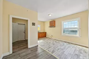 1005 E 12th St, Oakland, CA 94606 - Photo 9