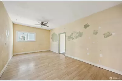 1005 E 12th Street, Oakland, CA 94606 - Photo 5