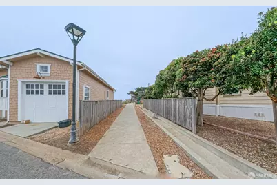 125 1st Avenue, Pacifica, CA 94044 - Photo 33