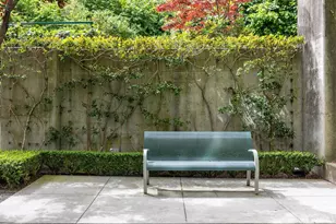 240 Lombard St, San Francisco, CA 94111 - Photo 23