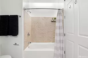 140 S Van Ness Ave, San Francisco, CA 94103 - Photo 19