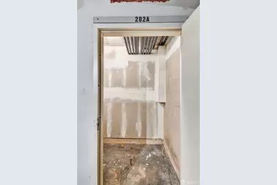 425 28th Street #202a, Oakland, CA 94609 - Photo 35