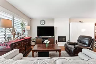 656 Forest Lake Dr, Pacifica, CA 94044 - Photo 3