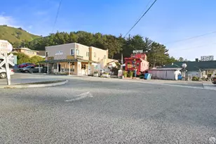 656 Forest Lake Dr, Pacifica, CA 94044 - Photo 41