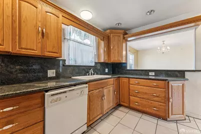 220 Louvaine Avenue, Oakland, CA 94603 - Photo 19